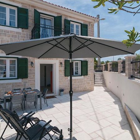 Stunning Home In Primosten With Kitchen Esterno foto