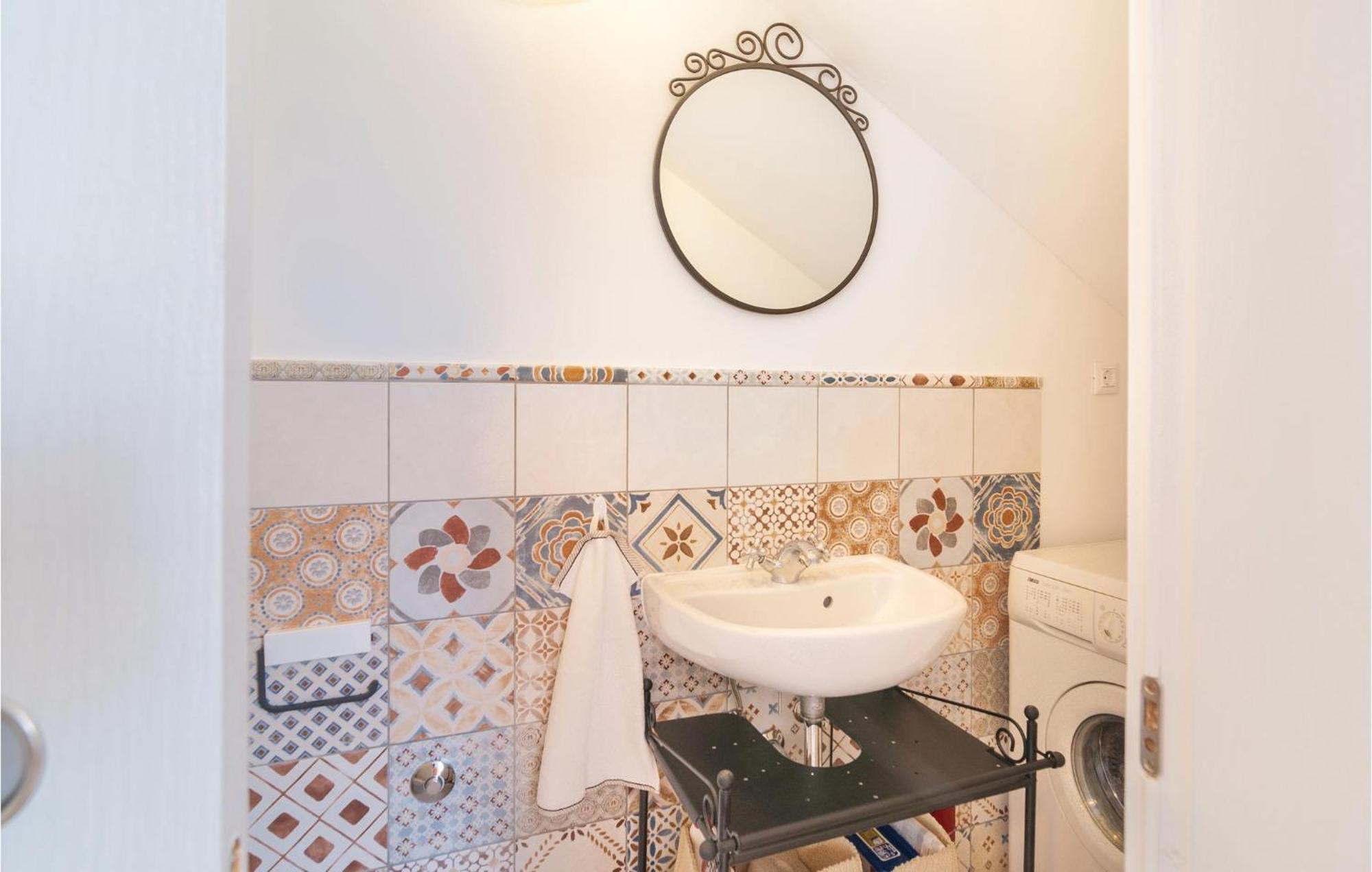 Stunning Home In Primosten With Kitchen Esterno foto