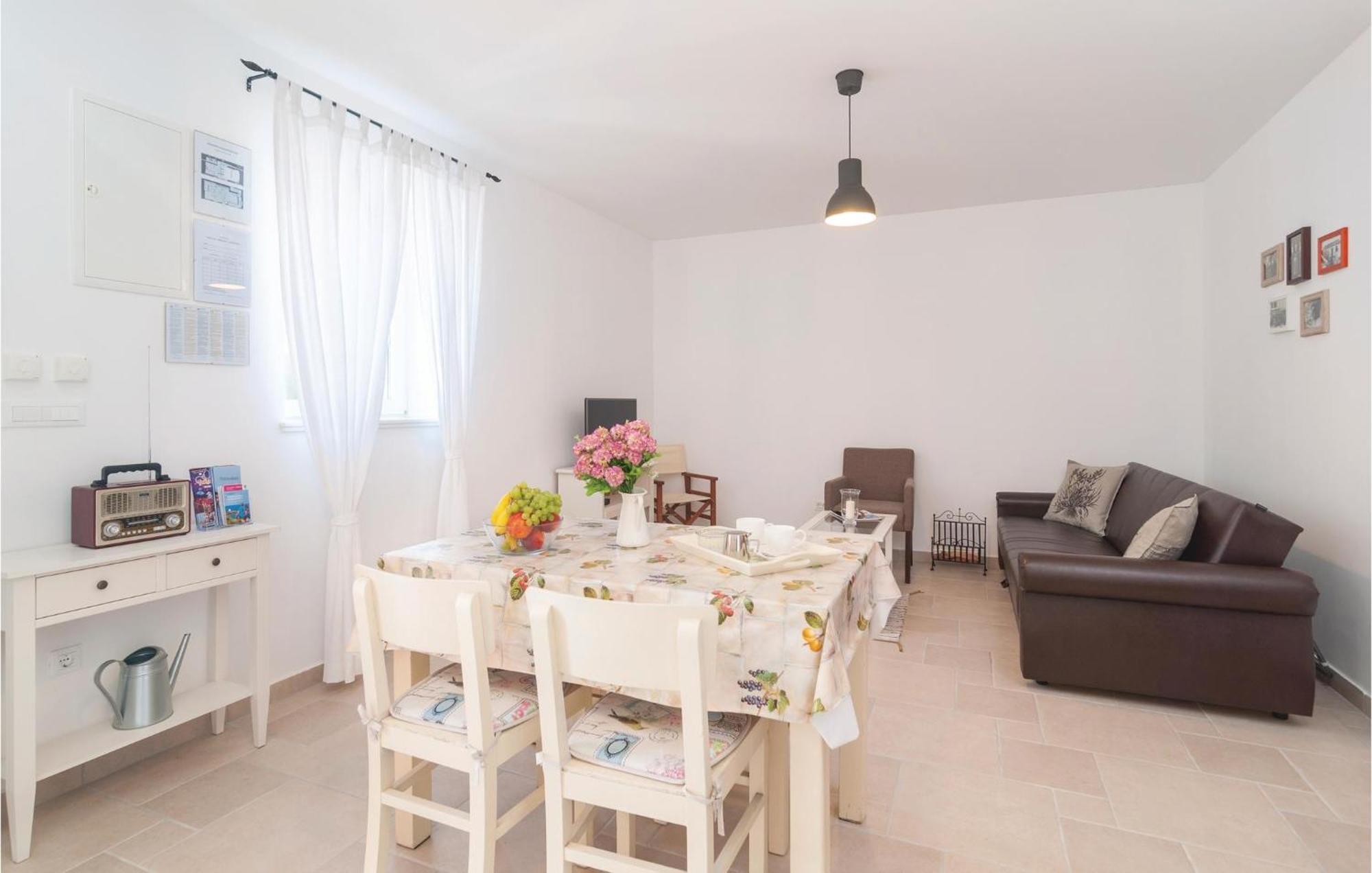 Stunning Home In Primosten With Kitchen Esterno foto